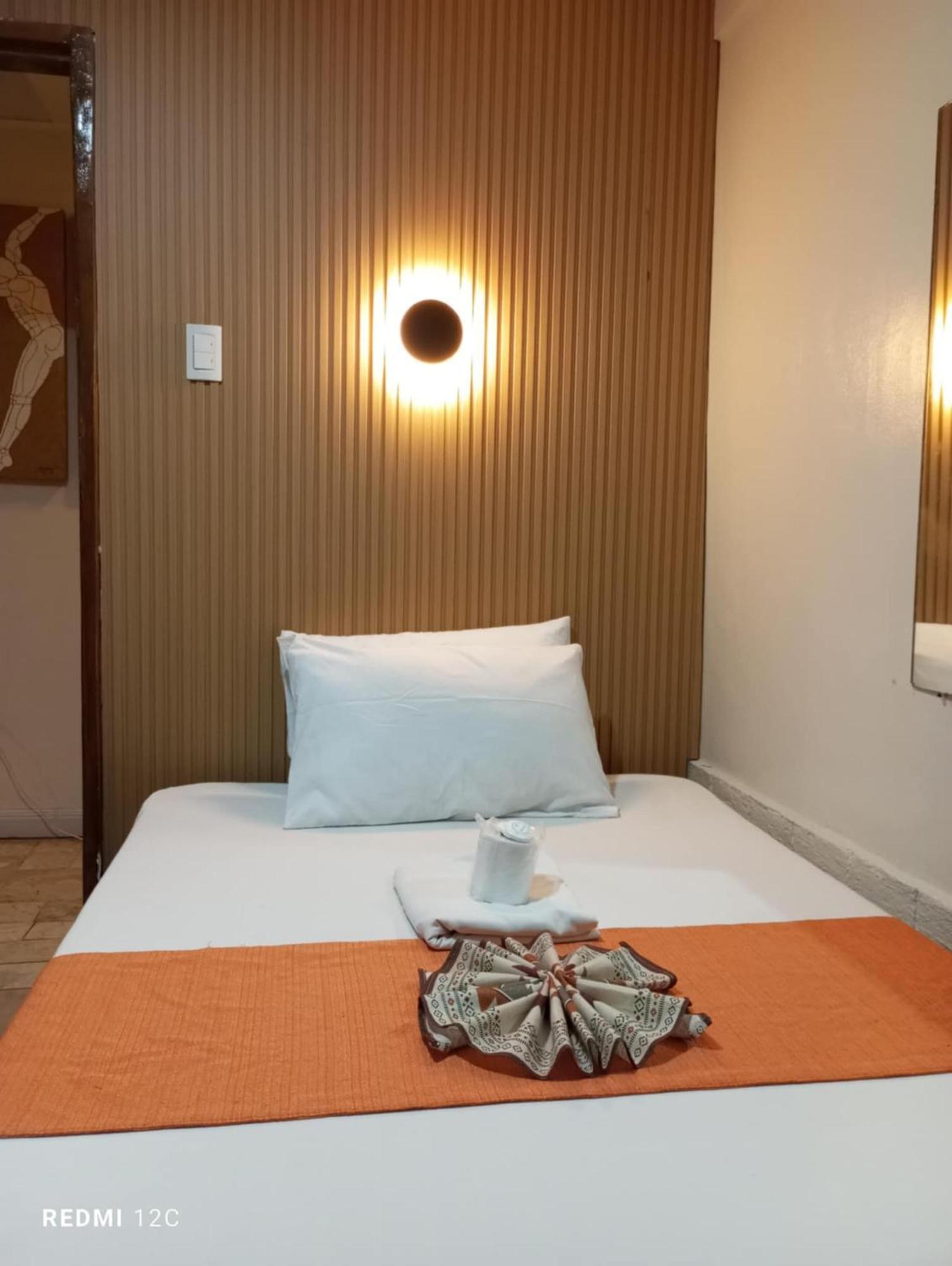 Airport Hostel Manila Пасай Экстерьер фото